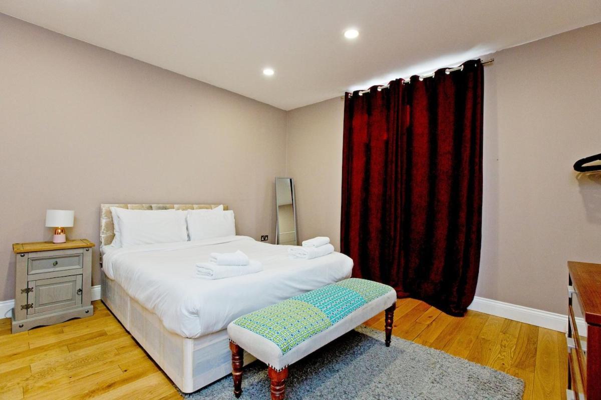 Spacious 3 Bd Flat In For Families No 2 Londra
